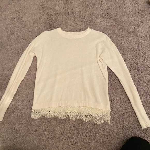 Bass lace trim sweater - Picture 1 of 3